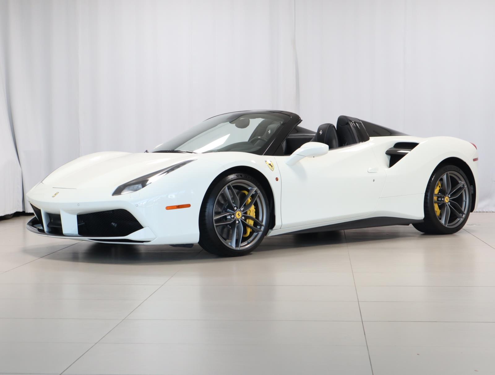 2018 Ferrari 488 Spider photo 2