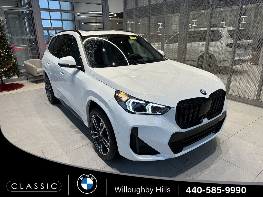2026 BMW X1 28i's photo