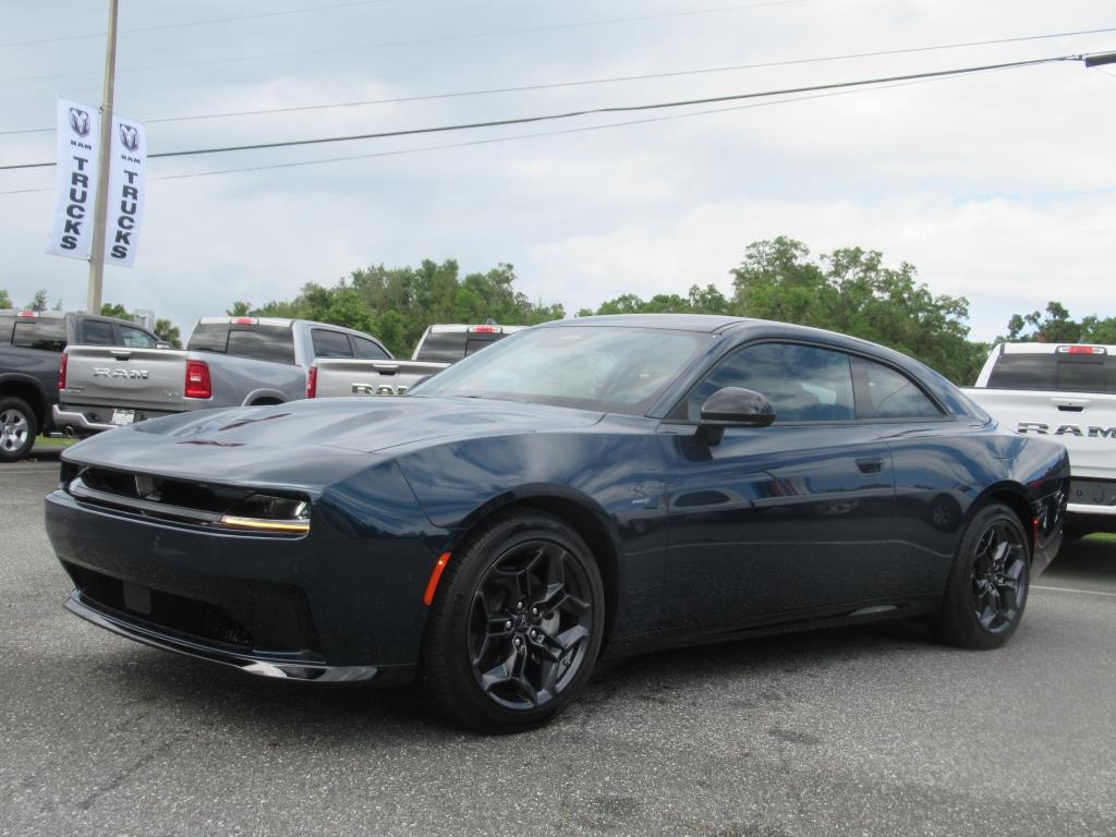 2025 Dodge Charger R/T photo 3