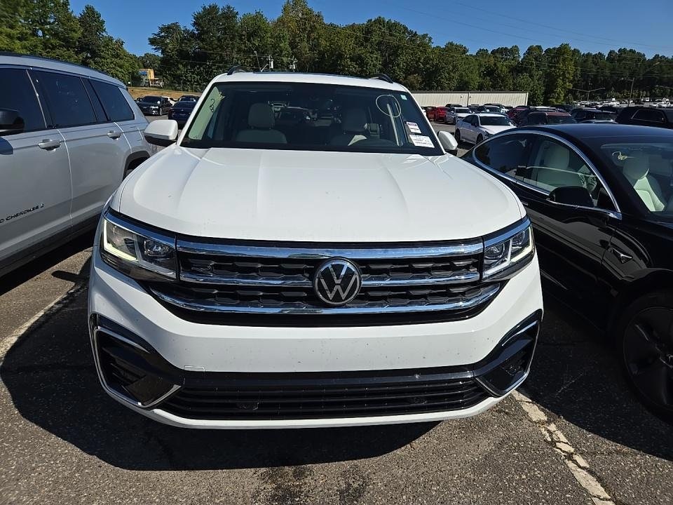 2021 Volkswagen Atlas V6 SE Technology R-Line photo 2