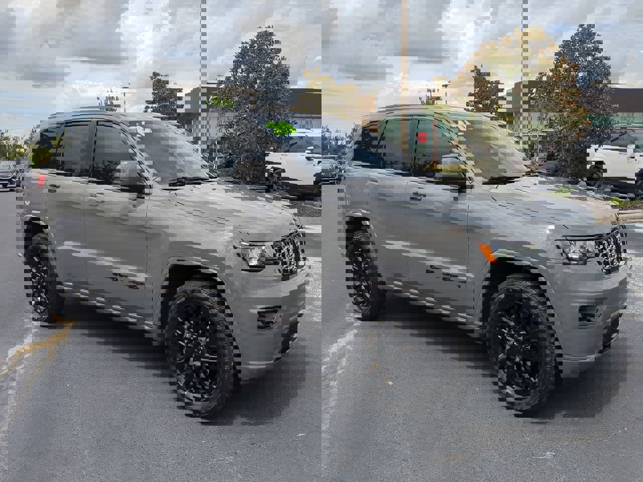 2020 Jeep Grand Cherokee Altitude photo 10