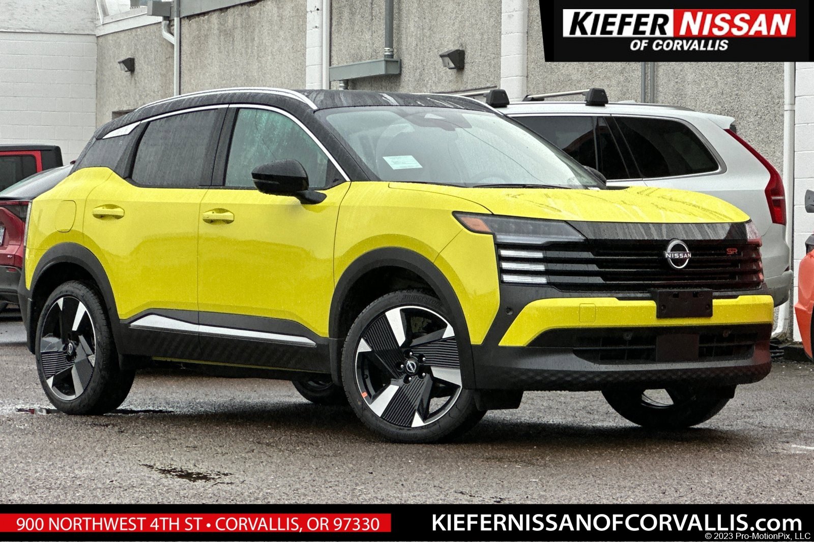 2026 Nissan KICKS SR AWD's photo