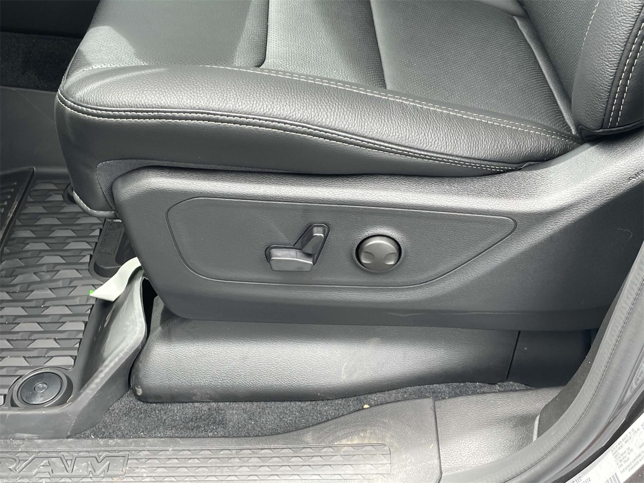 2026 Ram 1500 Rebel photo 21