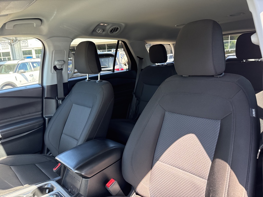2022 Ford Explorer XLT photo 18