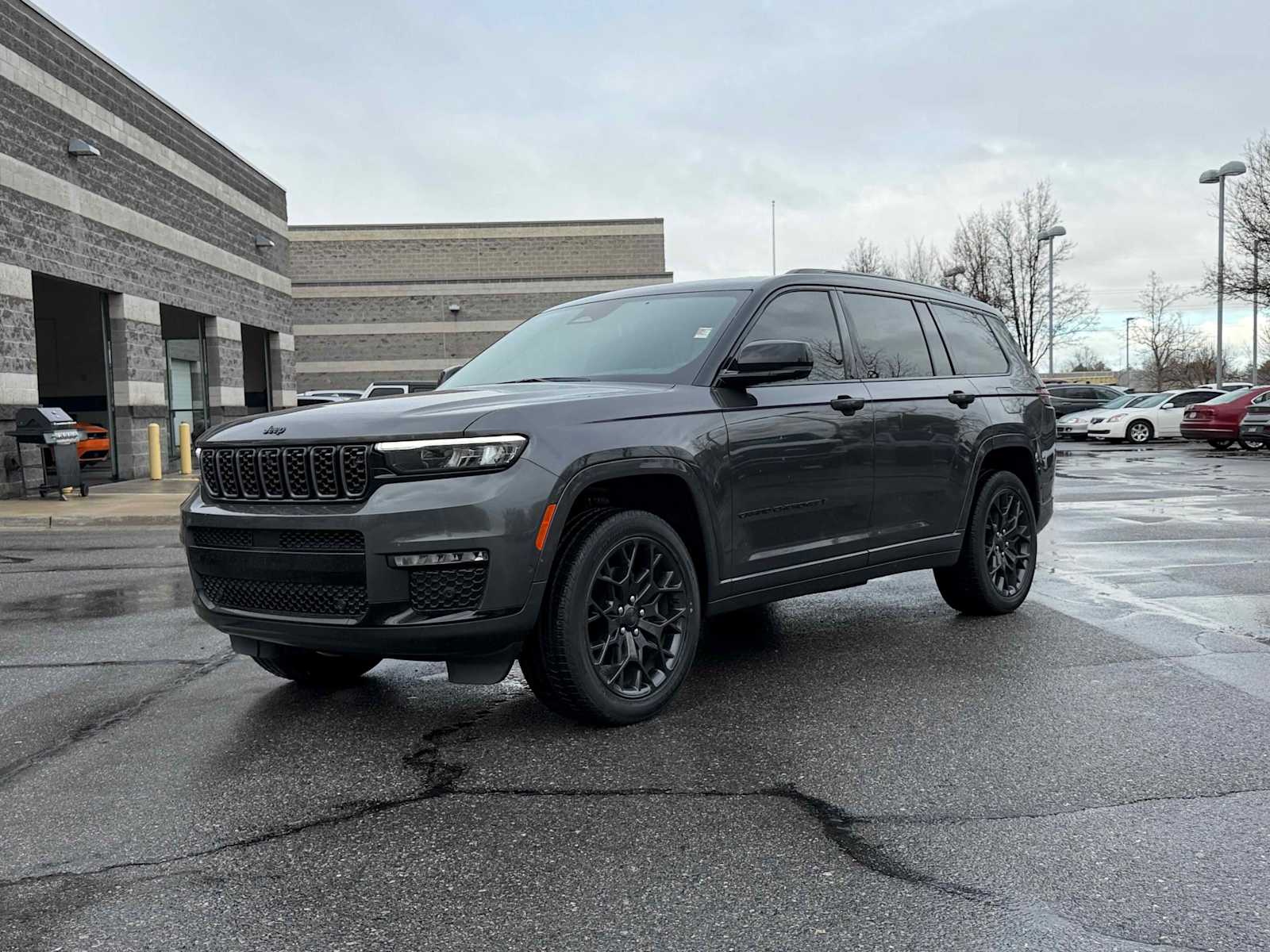 2025 Jeep Grand Cherokee L Summit's photo