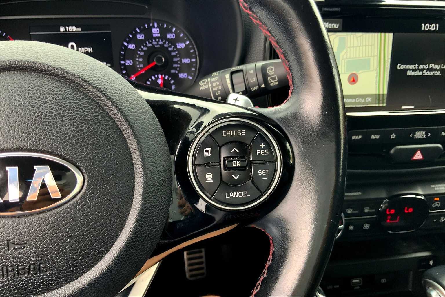 2020 Kia Soul GT-Line Turbo photo 24