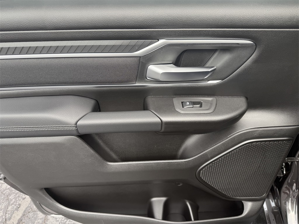 2025 Ram 1500 Big Horn photo 23