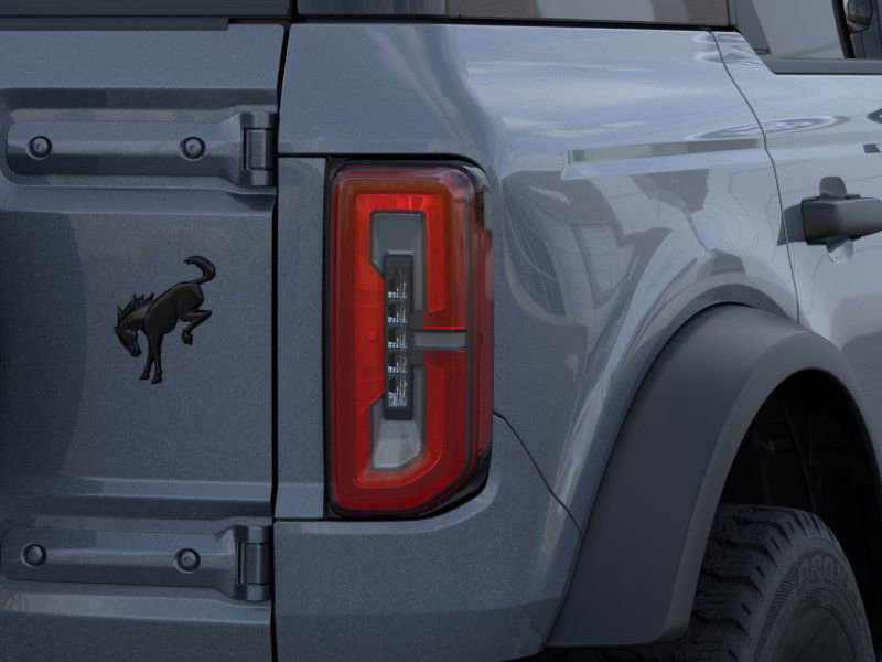 2025 Ford Bronco Outer Banks photo 20