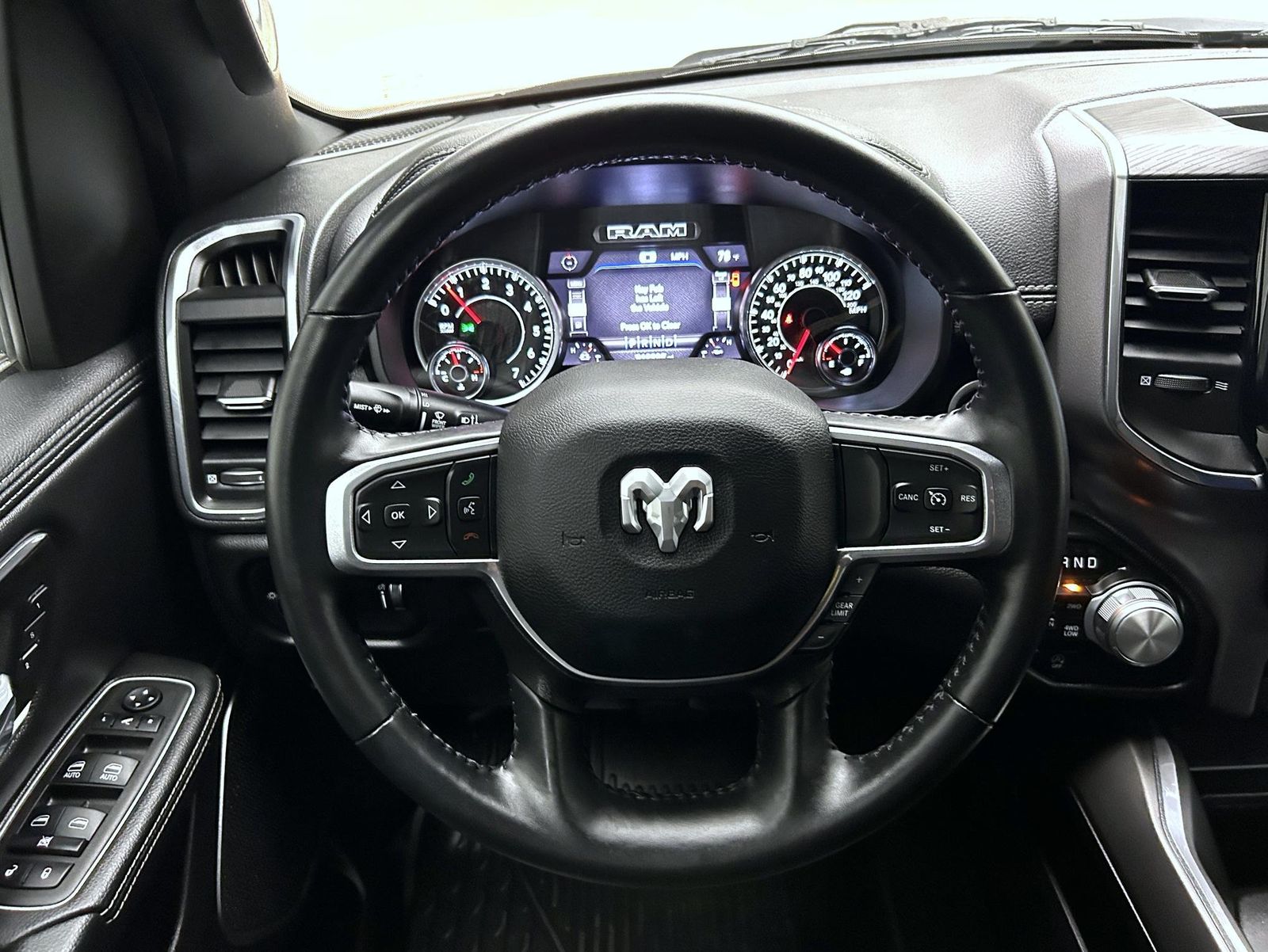 2023 Ram 1500 Laramie photo 13