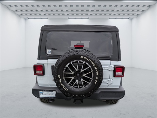 2023 Jeep Wrangler Sport photo 4