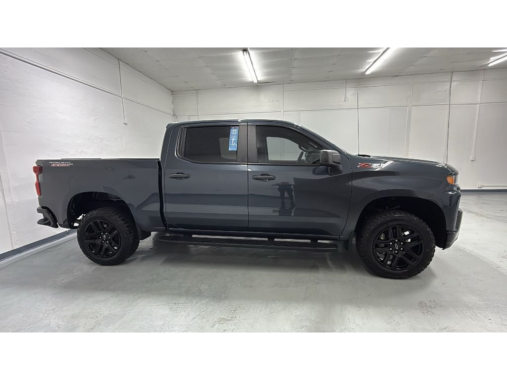 2022 Chevrolet Silverado 1500 Custom Trail Boss photo 2