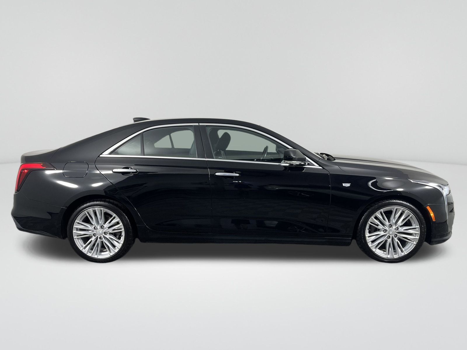 2022 Cadillac CT4 Premium Luxury photo 3