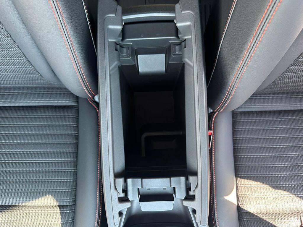 2026 Nissan Rogue SV photo 16