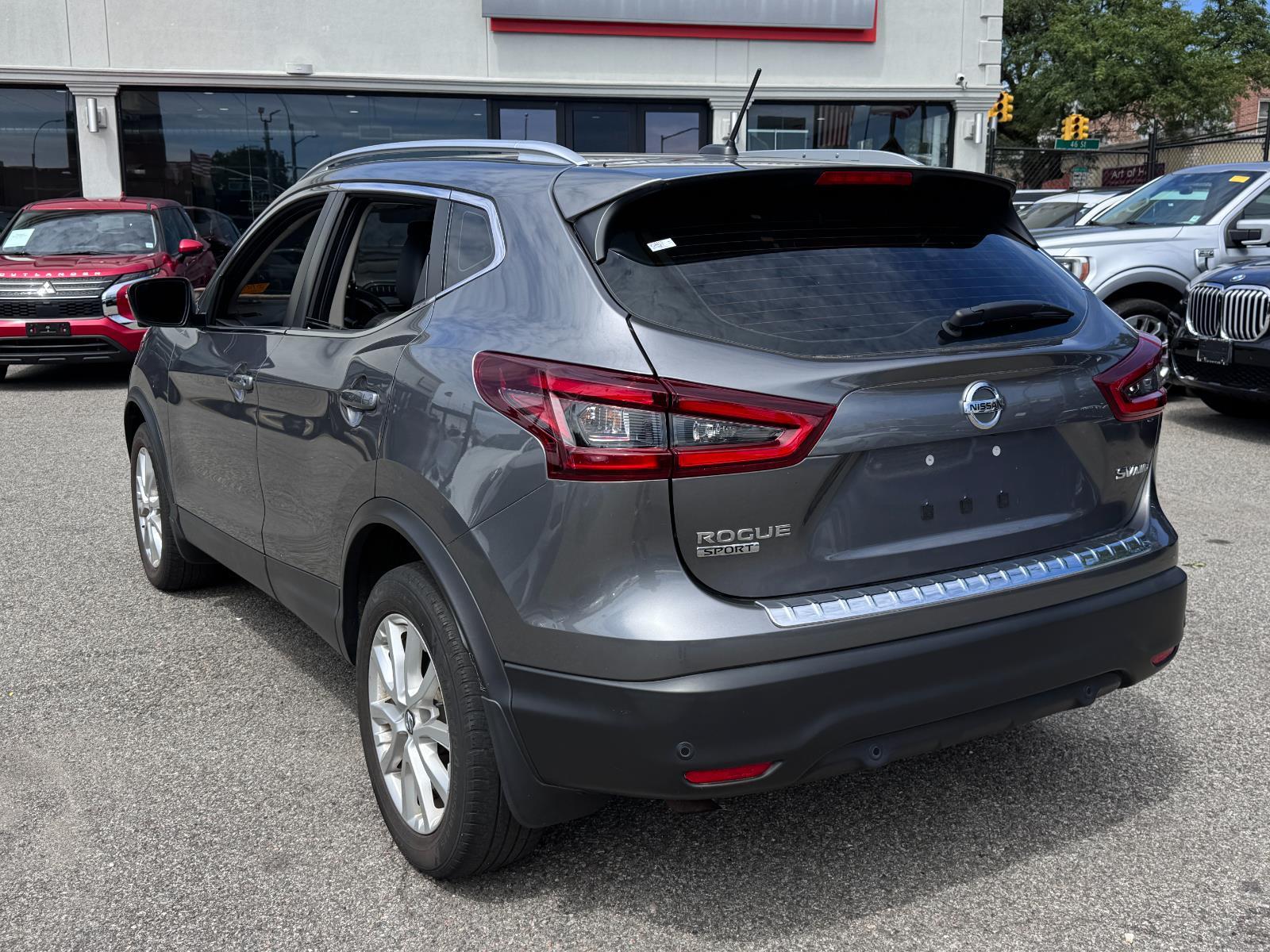 2022 Nissan Rogue Sport SV photo 6