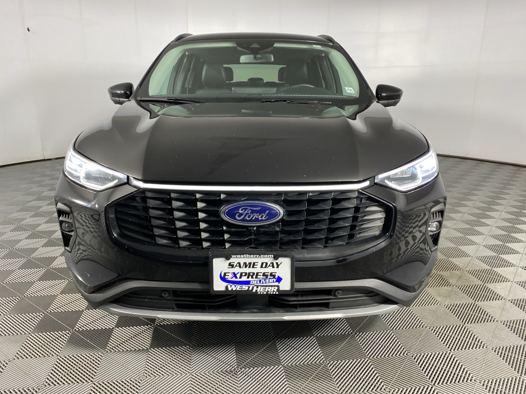 2024 Ford Escape Platinum photo 2