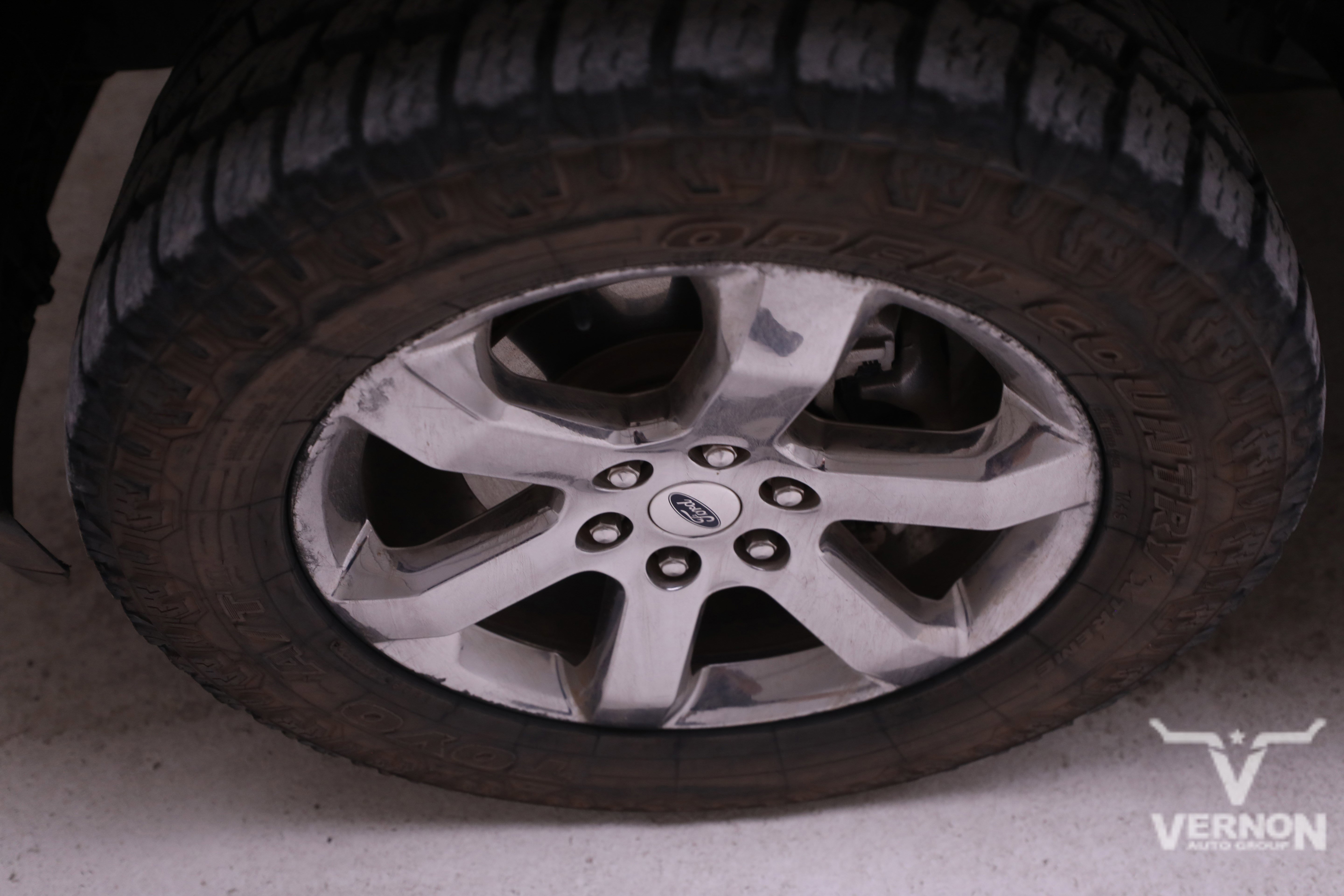 2022 Ford F-150 Lariat FX4 photo 3