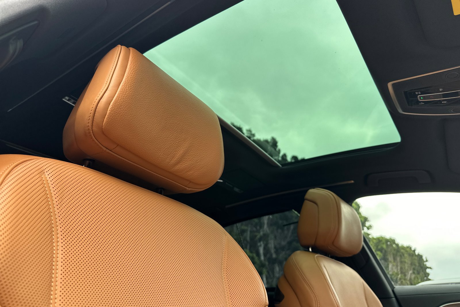 2024 Audi A8 L 55 TFSI Quattro photo 21