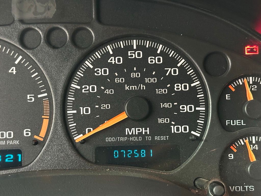 2003 Chevrolet S-10 Pickup photo 12