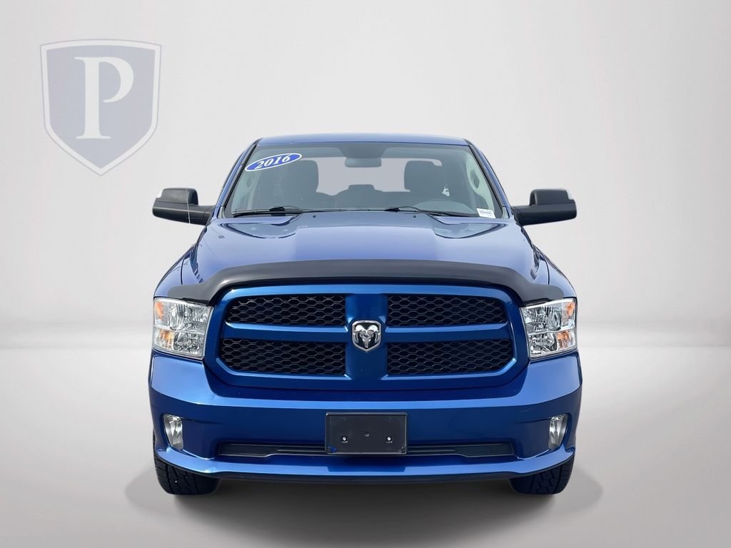 2016 Ram 1500 Express photo 2