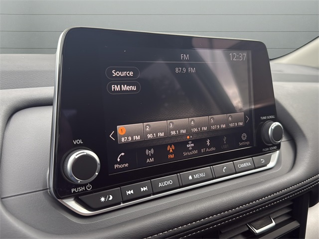 2026 Nissan Rogue SV photo 13