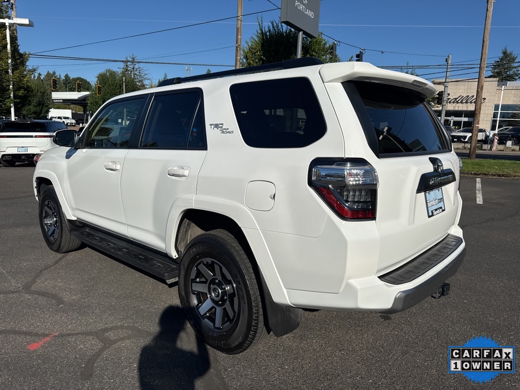 2024 Toyota 4Runner SR5 photo 3