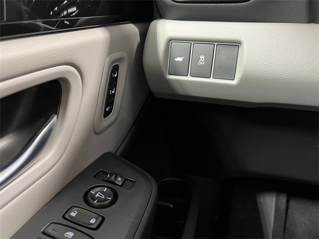 2025 Honda Pilot EX-L photo 16
