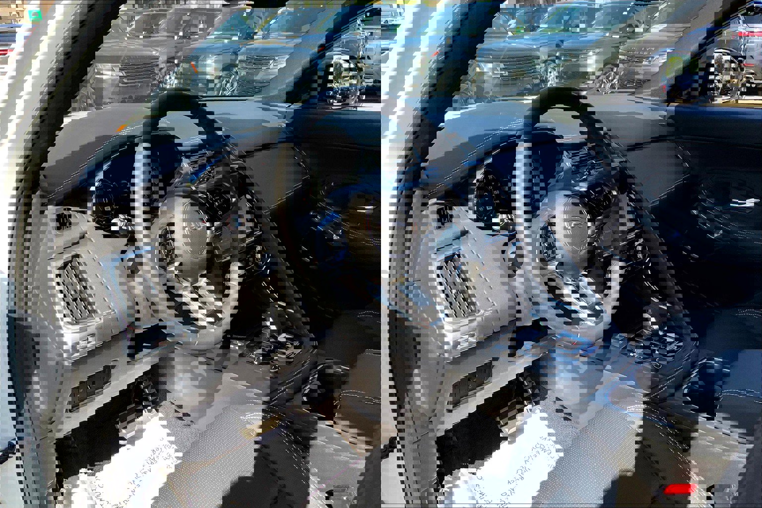2024 Jaguar E-PACE R-Dynamic SE photo 13