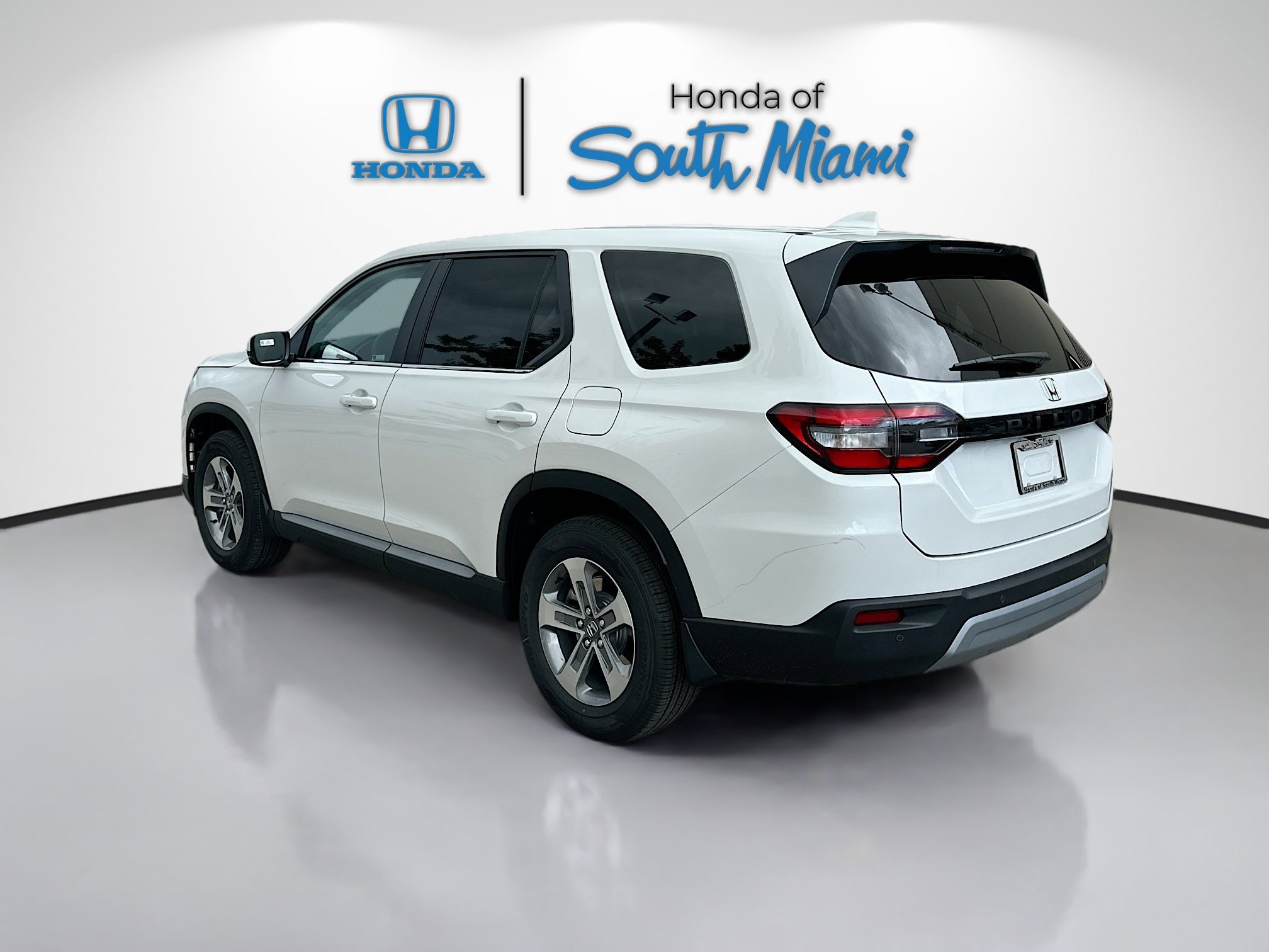 2025 Honda Pilot EX-L photo 3