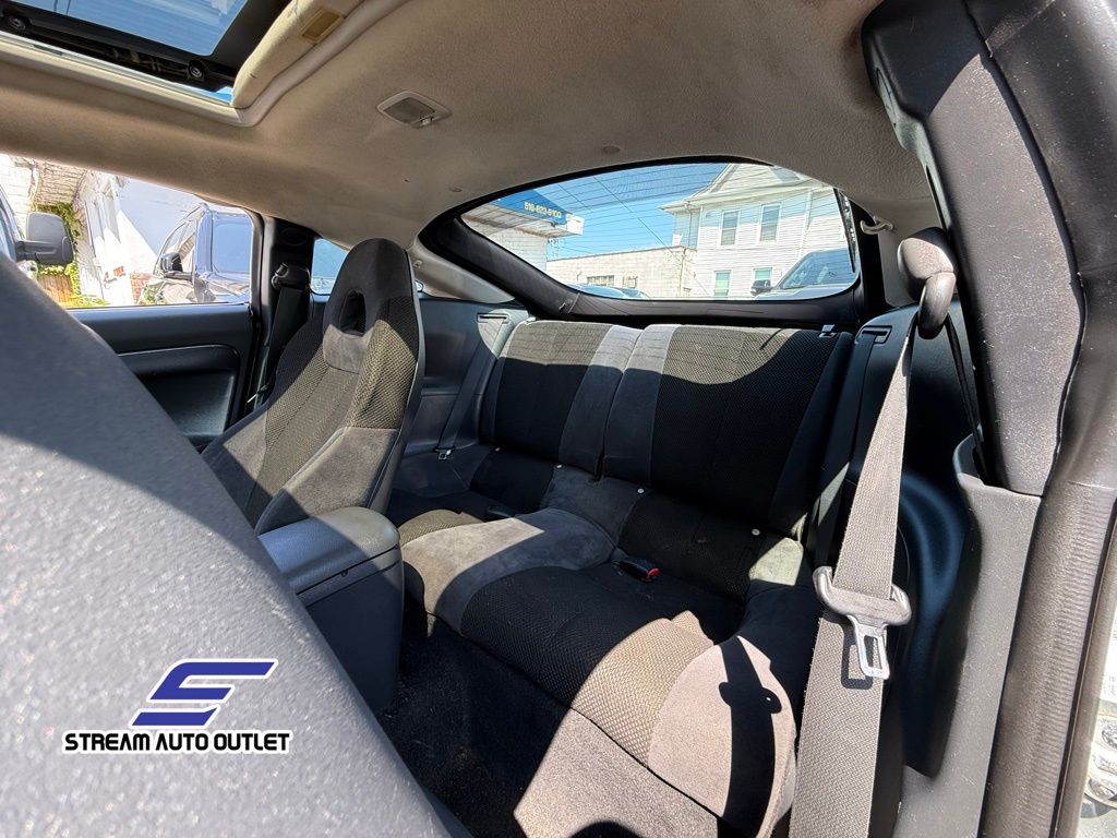 2008 Mitsubishi Eclipse GS photo 12
