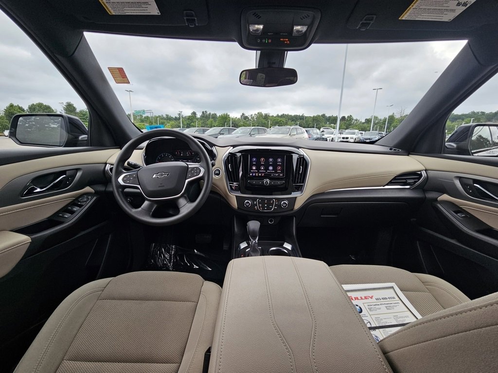 2022 Chevrolet Traverse LS photo 11