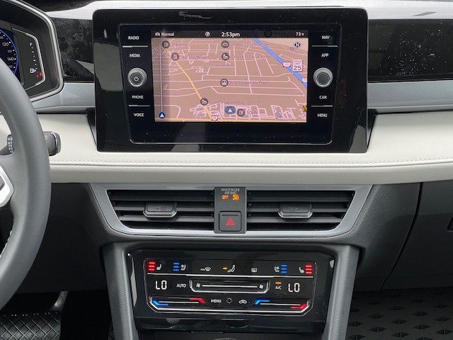 2025 Volkswagen Taos SEL photo 19