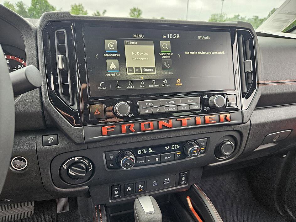 2025 Nissan Frontier Crew Cab PRO-4X photo 18
