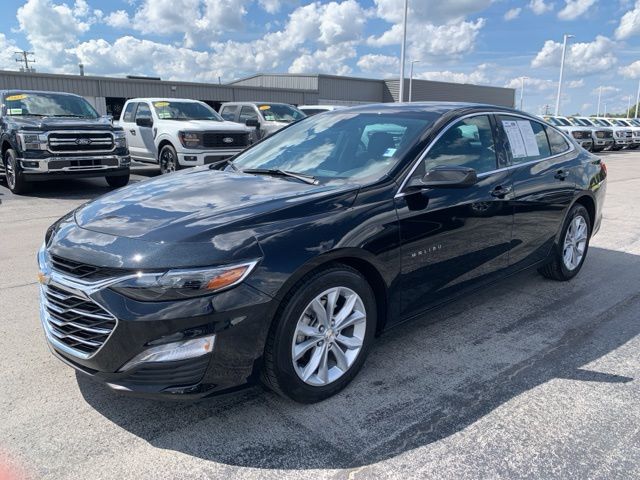 2025 Chevrolet Malibu 1LT photo 3