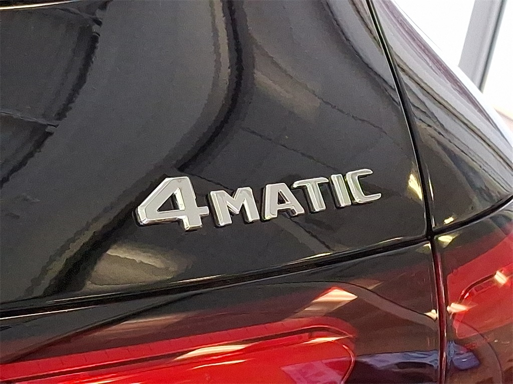 2025 Mercedes Benz GLC 300 4MATIC photo 23