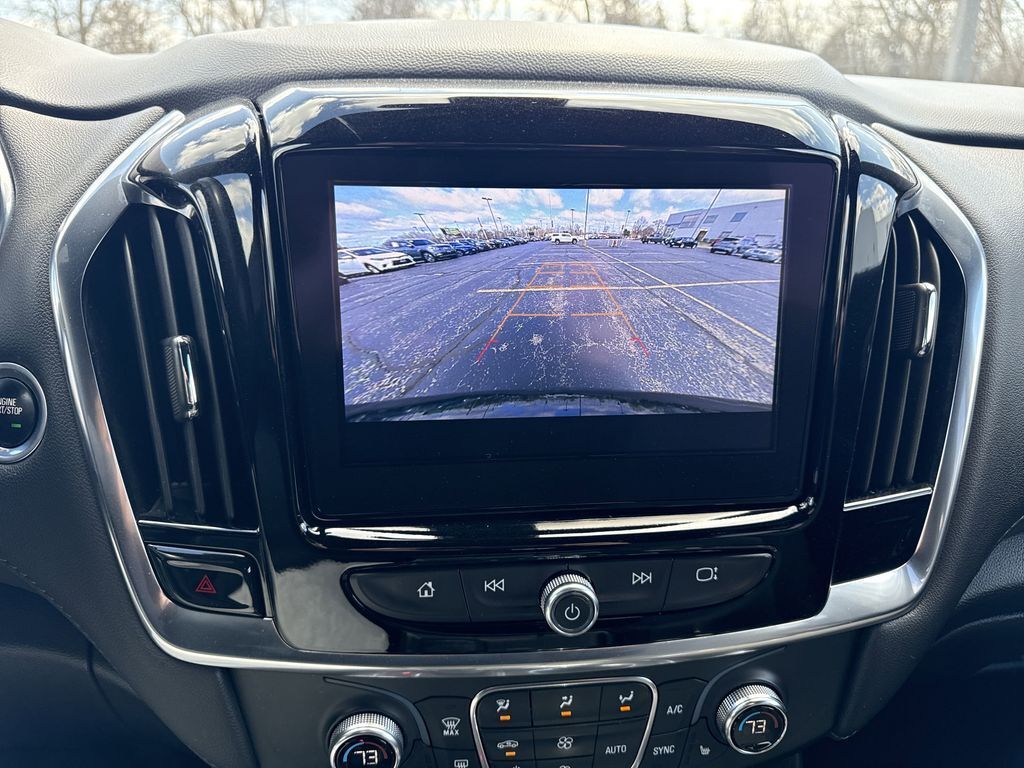 2022 Chevrolet Traverse 1LT photo 17