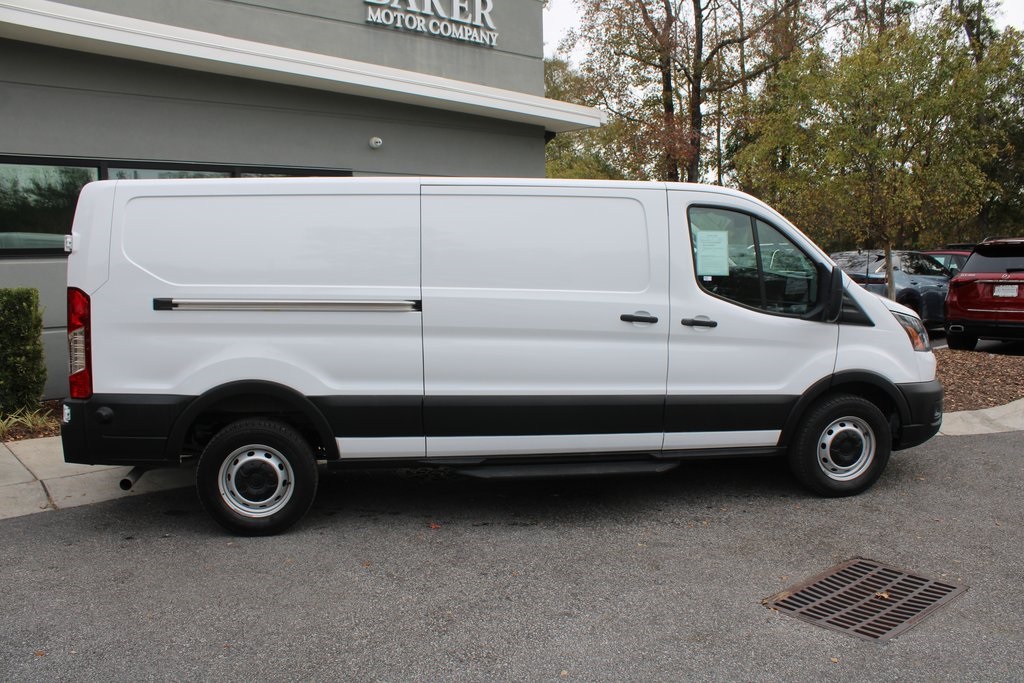 2024 Ford Transit photo 2