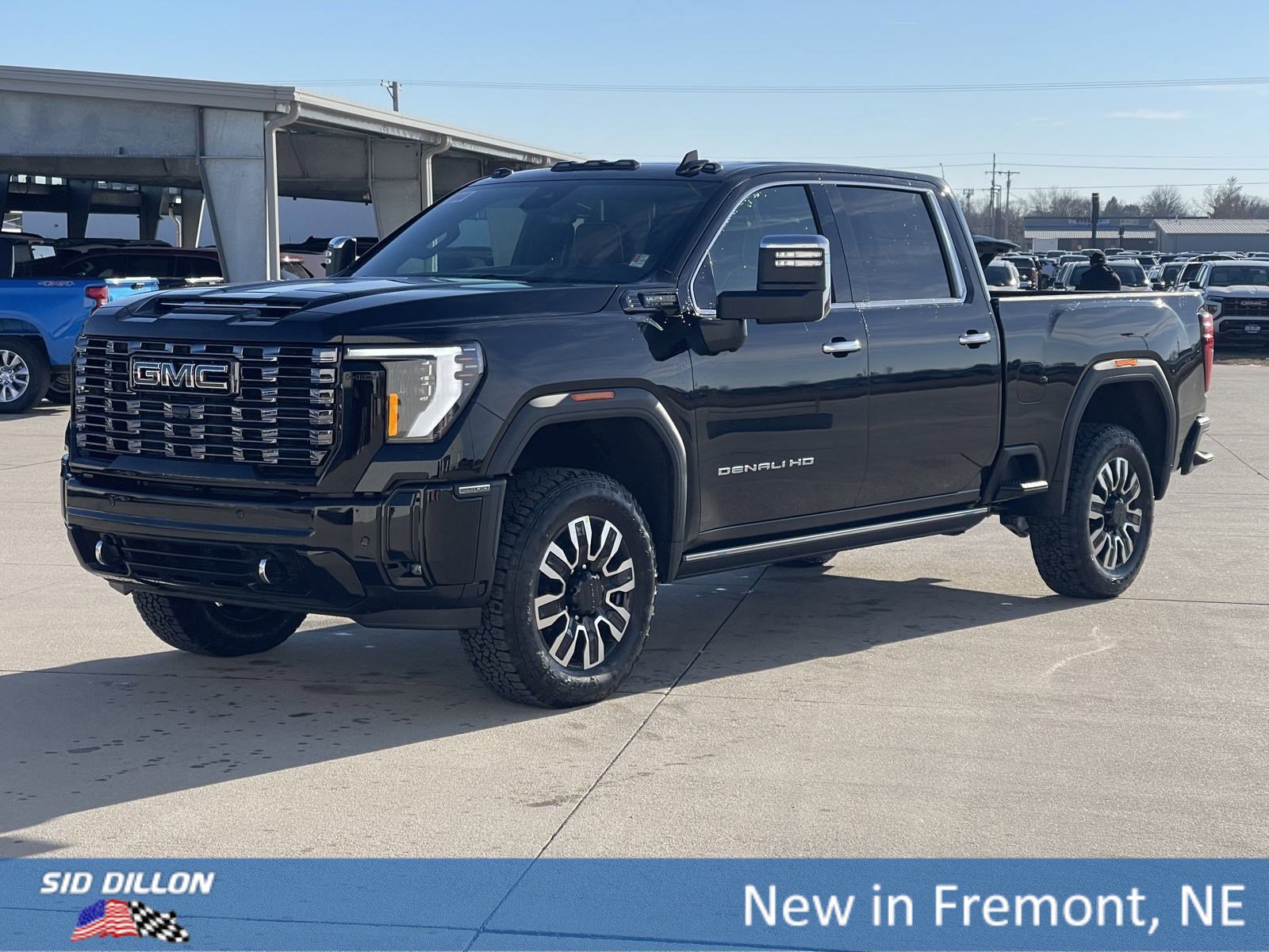 New 2025 GMC Sierra 2500 HD Denali Ultimate Crew Cab in #2G25273 