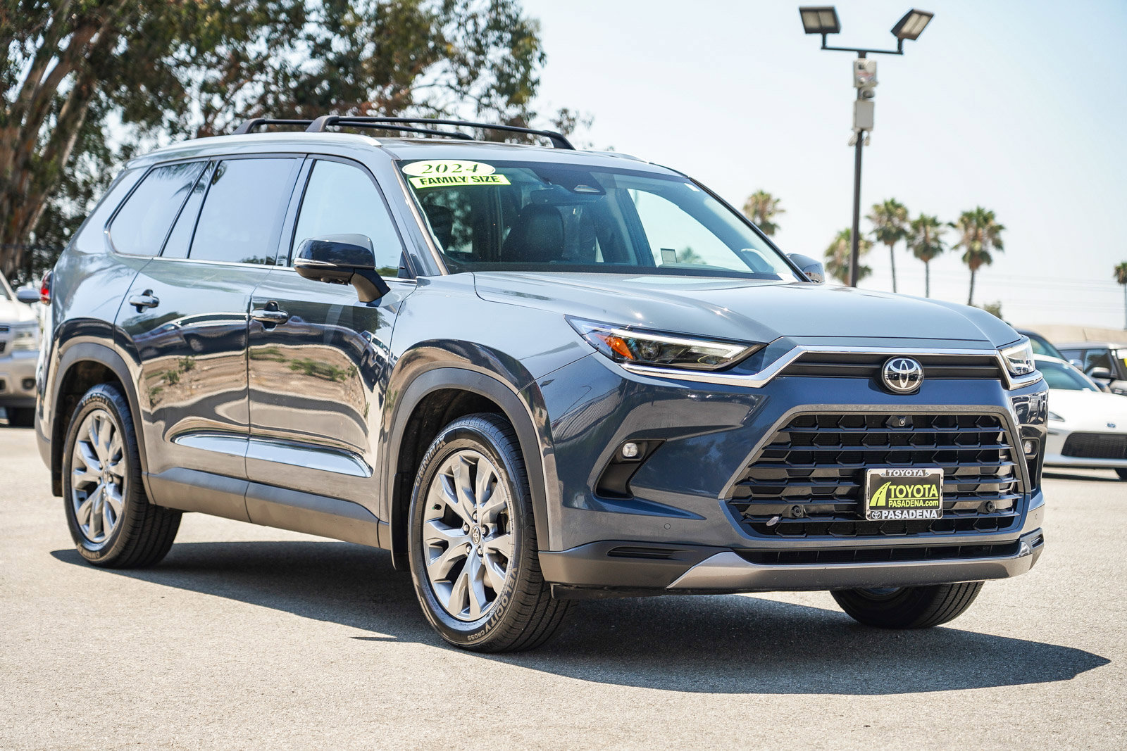 2024 Toyota Grand Highlander Limited photo 5