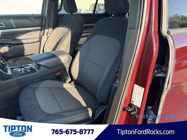 2018 Ford Explorer XLT photo 4