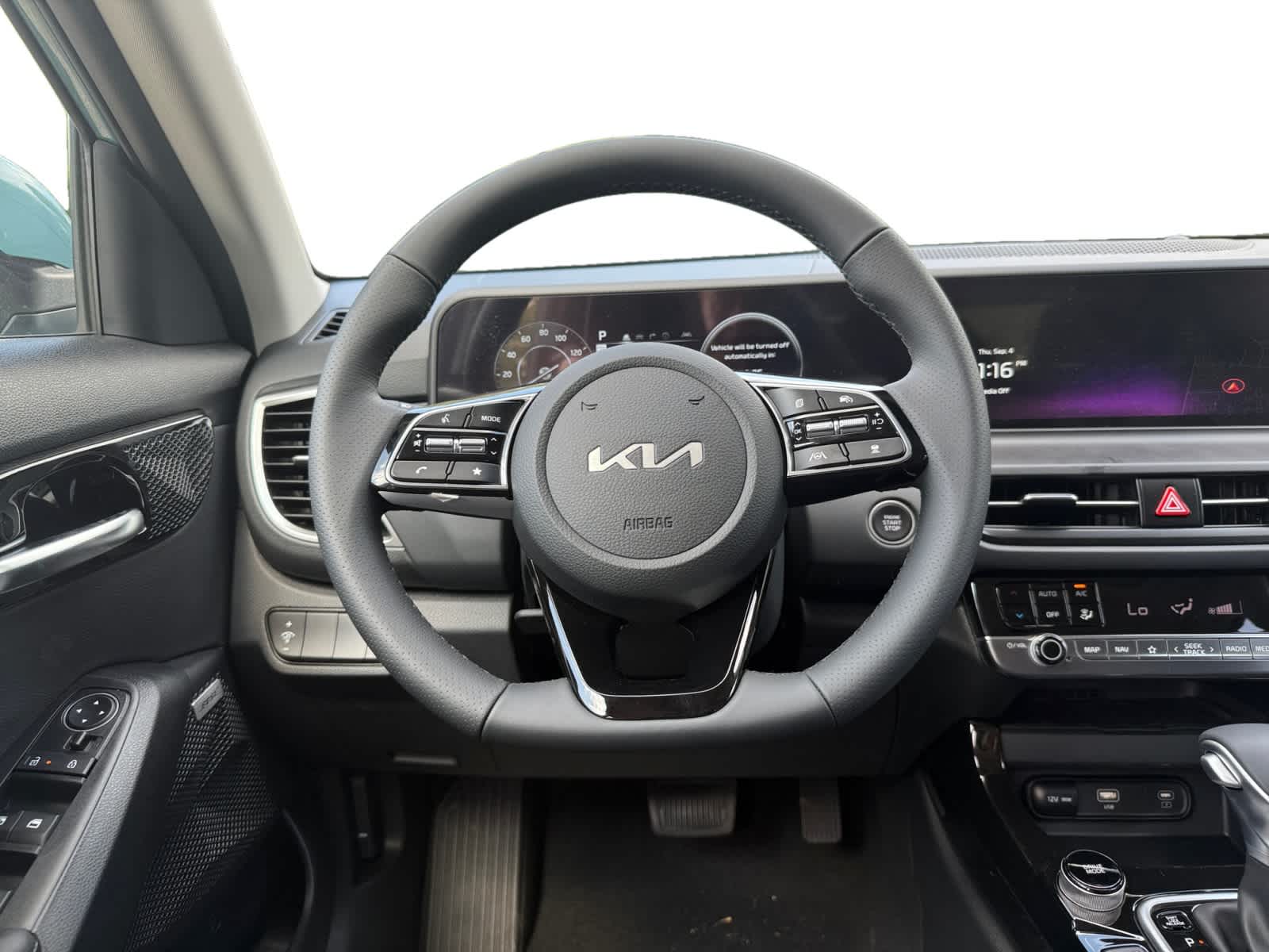 2026 Kia Seltos SX photo 12
