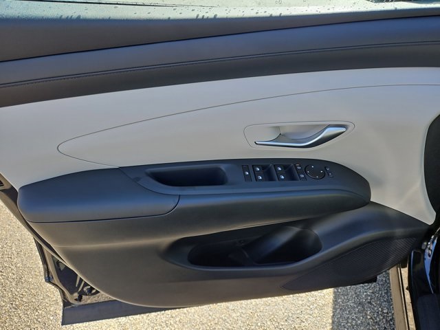2026 Hyundai Tucson SEL photo 14