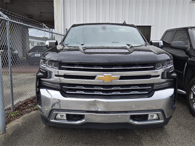 2021 Chevrolet Silverado 1500 LTZ photo 2