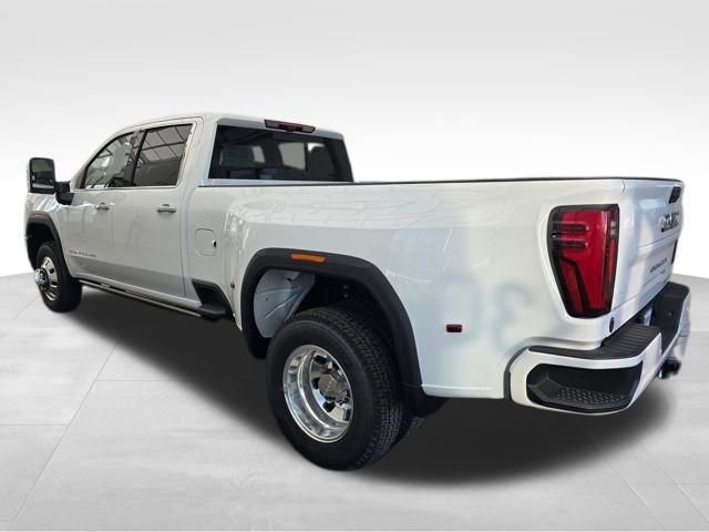 2026 Gmc Sierra 3500 HD Denali Ultimate photo 3