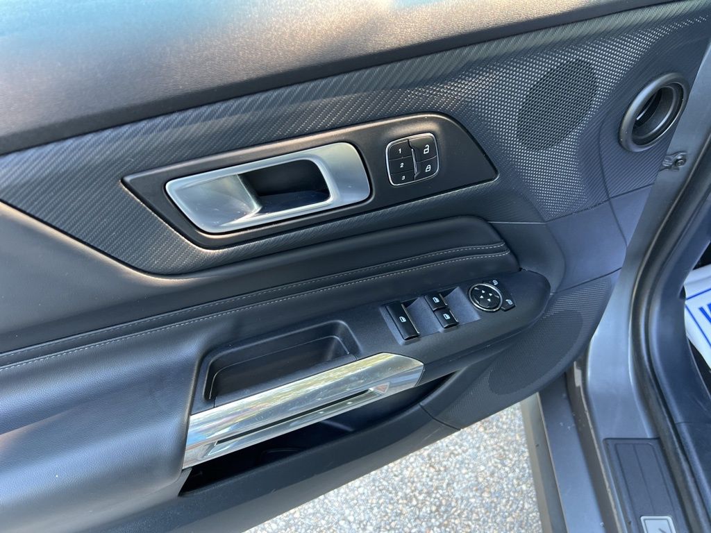 2024 Ford Mustang GT Premium photo 12