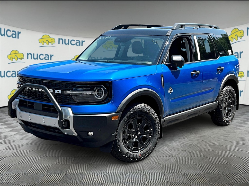 2025 Ford Bronco Sport Outer Banks photo 2