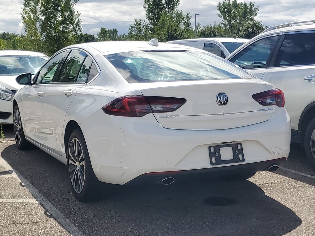 2018 Buick Regal Preferred II photo 3