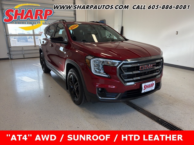 2024 GMC Terrain AT4's photo