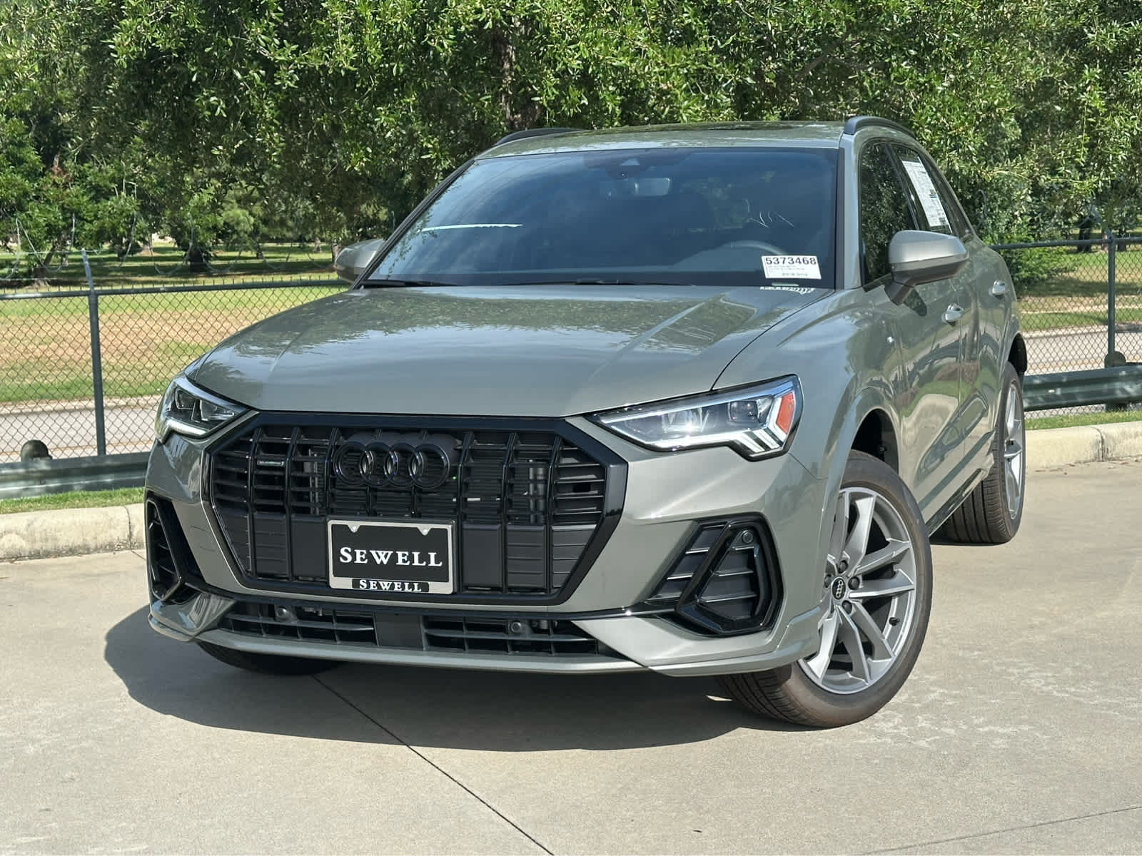 2025 Audi Q3 S line Premium