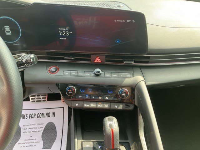 2024 Hyundai Elantra N Line photo 16