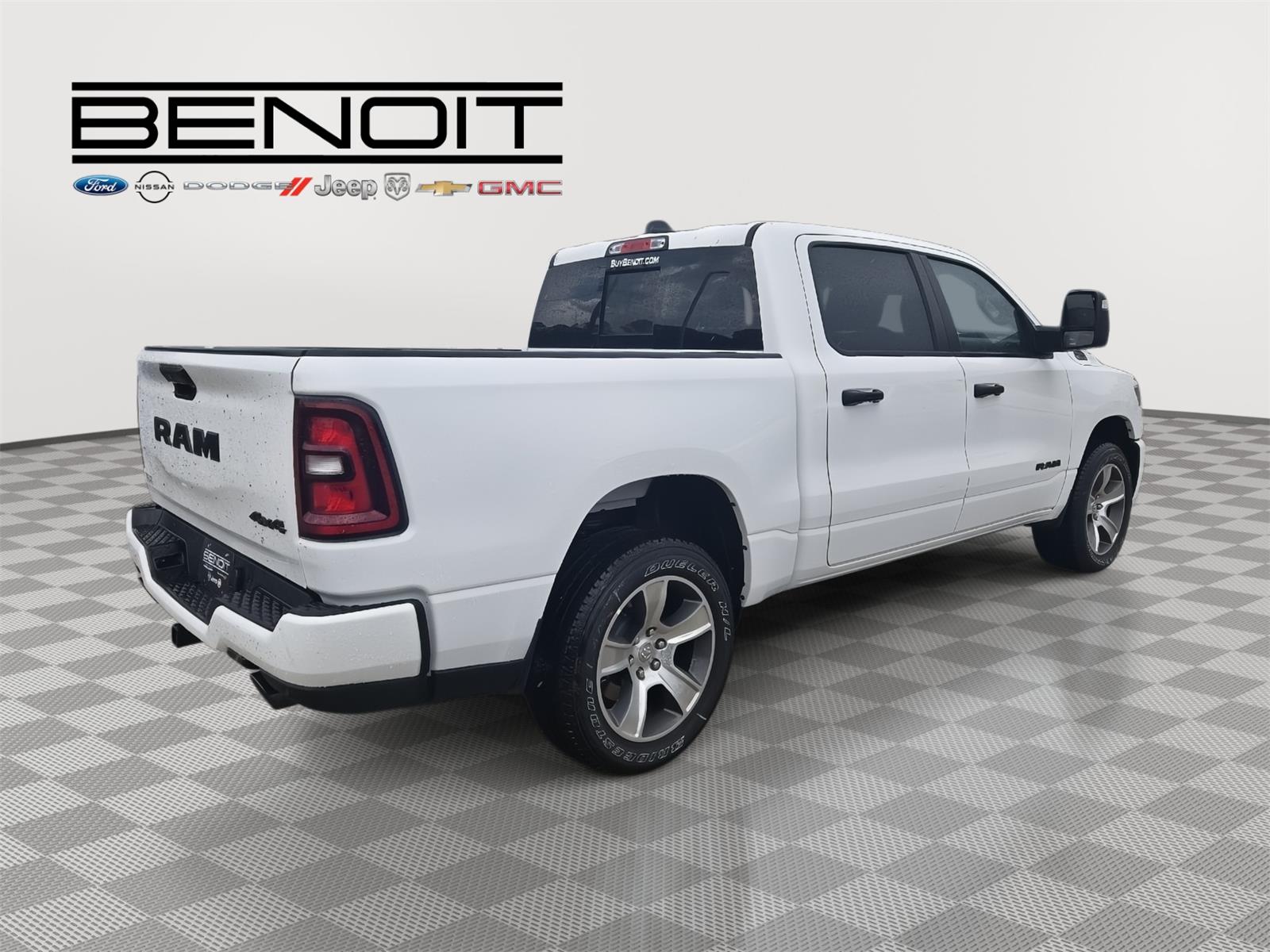 2025 Ram 1500 Tradesman photo 5